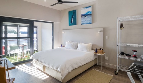 Estudio clásico, 1 cama de matrimonio grande