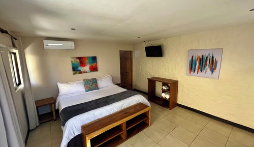 Villa superior, 1 cama de matrimonio grande, cocina, vistas a la piscina