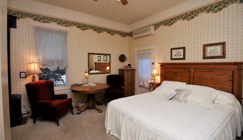 Yosemite Suite - Pet Friendly