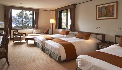 Habitación triple, no fumadores, vistas al jardín