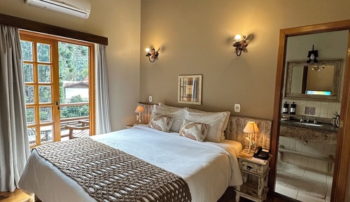 Apartamento Duplo Premium com Sacada