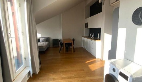 Estudio estándar, 1 cama doble con sofá cama, balcón, vistas a la ciudad