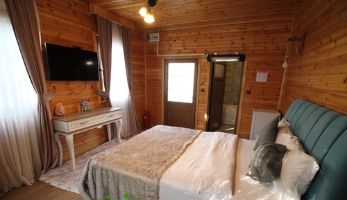 Bungalow Deluxe, 1 cama doble, vistas a la montaña