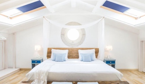 Suite, bañera de hidromasaje (Attic)