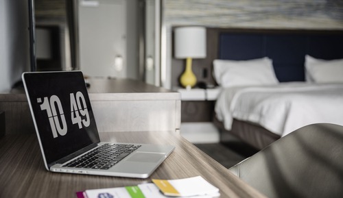 Habitación, 1 cama de matrimonio grande con sofá cama, accesible para personas con discapacidad