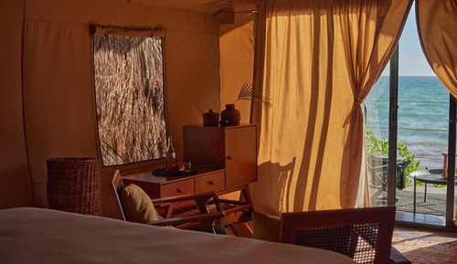 Habitación, frente al mar