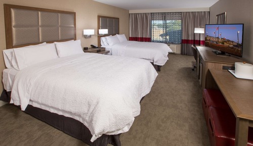 Habitación, 2 camas de matrimonio, accesible para personas con discapacidad, no fumadores (Hearing)