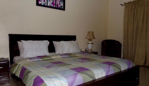 Studio Suite (3)