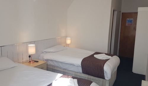 Habitación estándar con 2 camas individuales