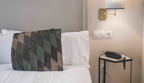 Habitación económica con 1 cama doble o 2 individuales, planta baja