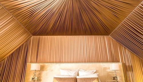 Suite Deluxe (Indian)