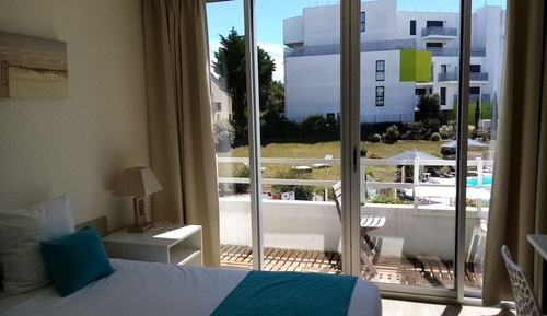 Estudio estándar, balcón