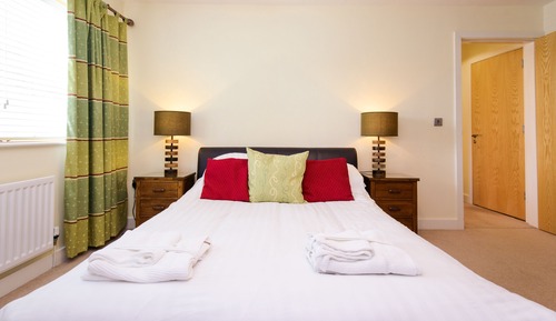 Apartamento de lujo, 2 habitaciones, accesible para personas con discapacidad, vistas al jardín