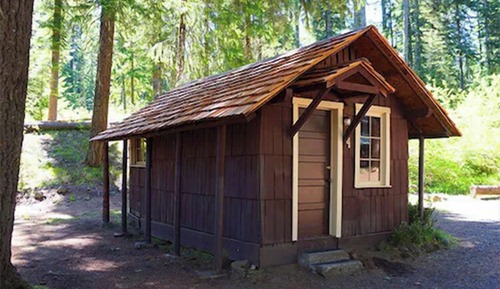 Cabaña, 2 habitaciones, cocina (Cabin 23,The PA's House, Pet Friendly)