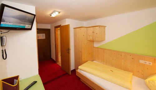 Habitación individual, baño privado