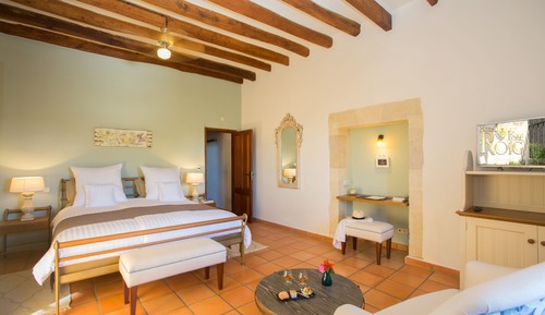 Habitación doble, vistas al complejo turístico, en esquina (Arta)