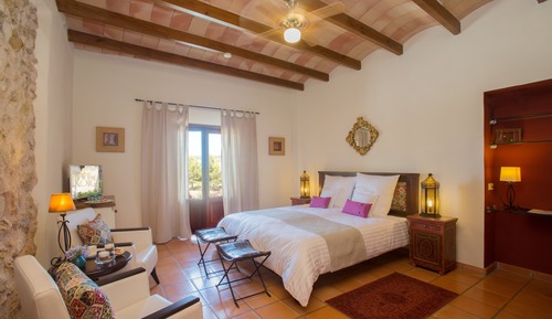 Habitación doble, vistas a la montaña (Costitx)