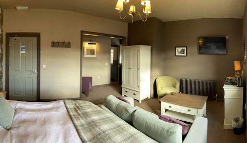 Habitación cuádruple Premium, baño privado (Superking or Twin)