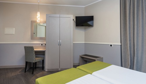 Habitación estándar con 2 camas individuales
