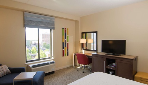 Estudio, 1 cama de matrimonio grande, no fumadores, frigorífico y microondas (Wet Bar)