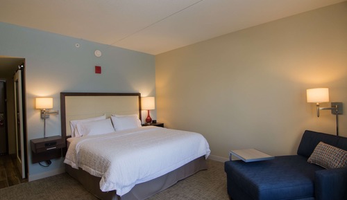 Habitación, 1 cama de matrimonio grande, frigorífico