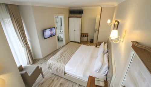 Habitación estándar con 1 cama doble o 2 individuales