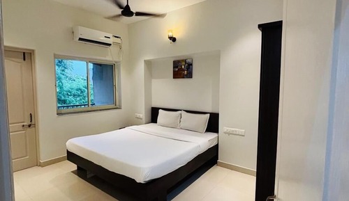 Luxury Apartment, Garden View