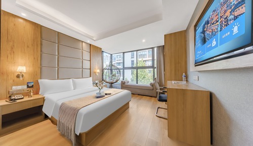 Senior Double Room, City View