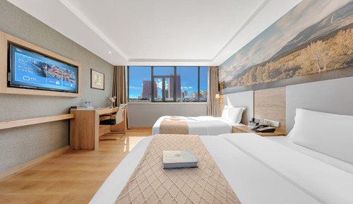 Signature Twin Room, City View
