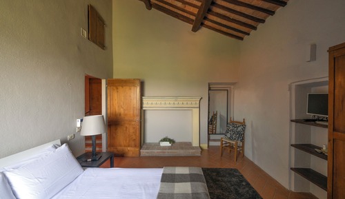 Family Apartment, Hill View