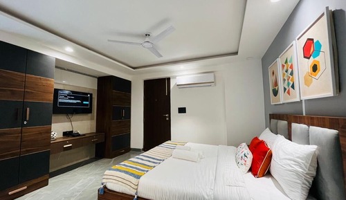 Basic Single Room, Hill View