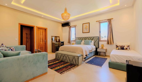 Luxury Suite, Garden View