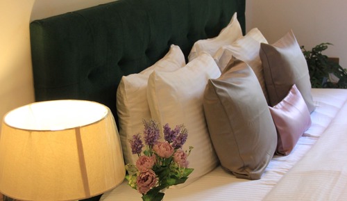 Family Suite, 1 Bedroom, Air conditioning, Garden View