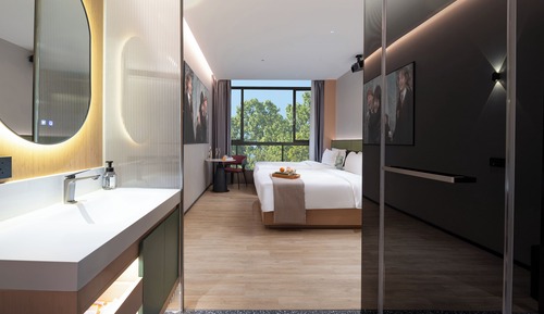 Super Family Large Twin Room