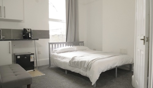 Comfort Studio, 1 Double Bed, Private Bathroom