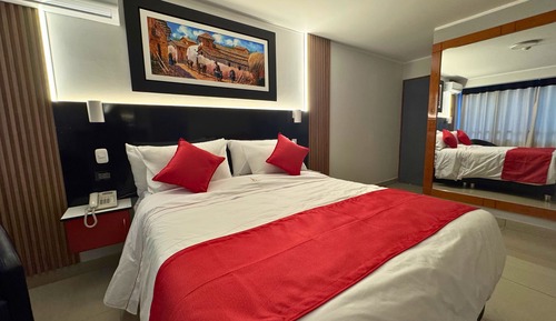 Superior Double Room, 1 Queen Bed, Private Bathroom, City View