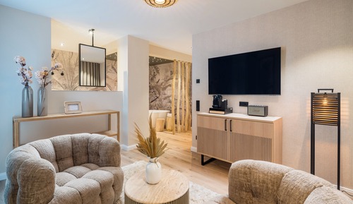 Deluxe Suite, 1 King Bed, Non Smoking