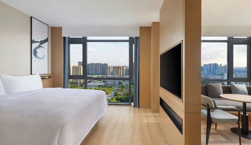 Habitación exclusiva, 1 cama de matrimonio grande, vistas a la ciudad