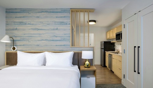 Estudio, 2 camas de matrimonio