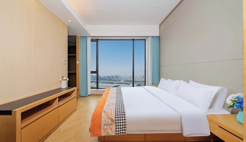 Superior Double Room, City View