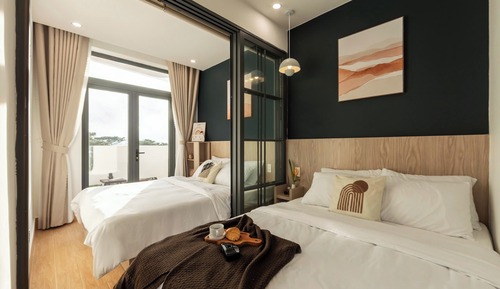 Estudio familiar, no fumadores, vistas a la colina