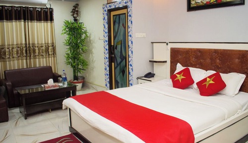 Habitación Deluxe con 1 cama doble o 2 individuales, vistas a la ciudad