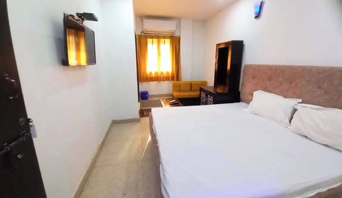 Deluxe Double Room, Multiple Beds, Air conditioning