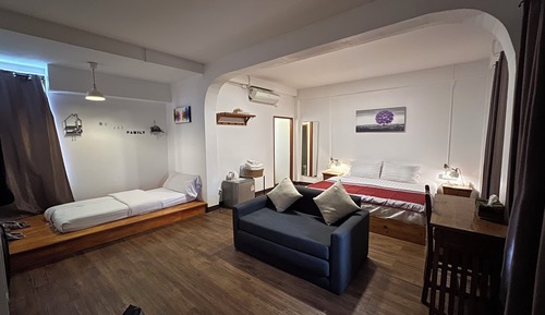 Habitación triple Deluxe, vistas a la ciudad