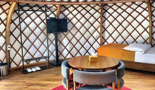 Habitación cuádruple, vistas a la montaña