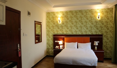 Habitación básica doble, vistas a la ciudad