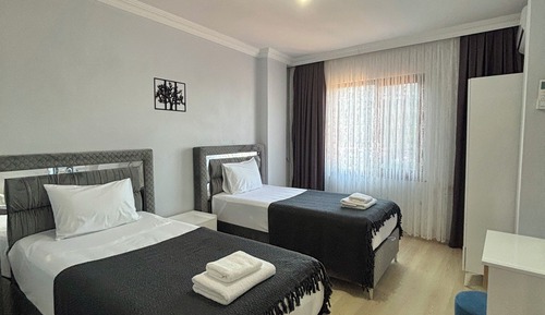 Apartamento familiar, 2 habitaciones, cocina, vistas a la montaña