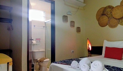 Chalet familiar, vistas al patio