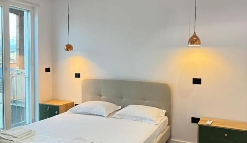 Comfort Apartment, Balcony, City View