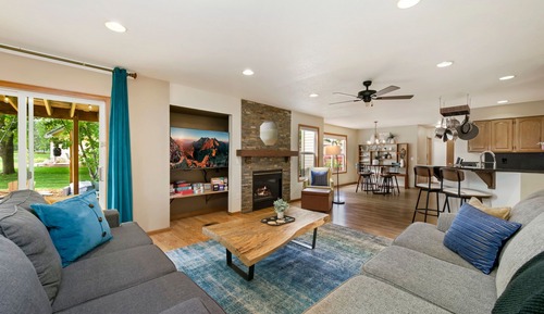 Casa, varias camas, patio, vistas al jardín (2765 27th CT SW)